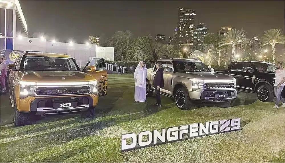 近日华为驻东风团队一行先后参观了郑州日产-东风Z9新能源皮卡与日产锋坦Front