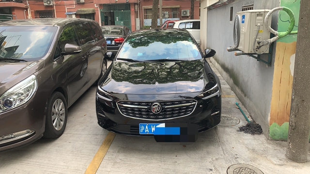 启动后立刻熄火伤车嘛友友们今天去挪车没开空调我就把窗打开了然后熄火后忘关了