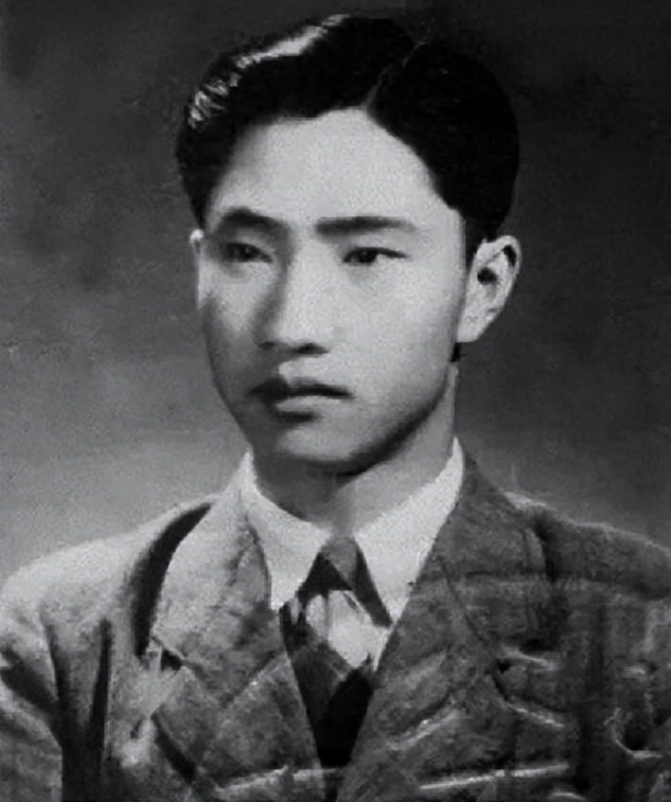 2008年，中央通知去台湾领父亲骨灰，儿子坚定拒绝：他是叛徒2008年，一封