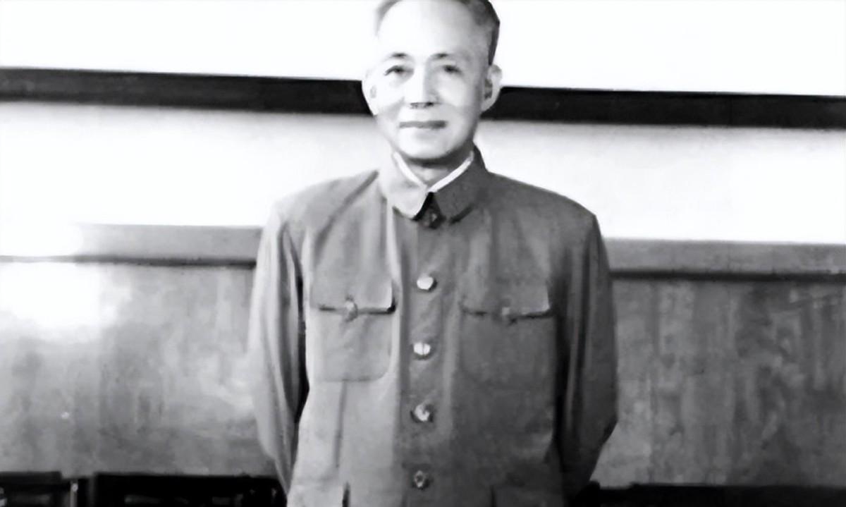 1975年陈丕显致信请求恢复工作，毛主席批示同意并转交汪东兴具体处理，这其中有何