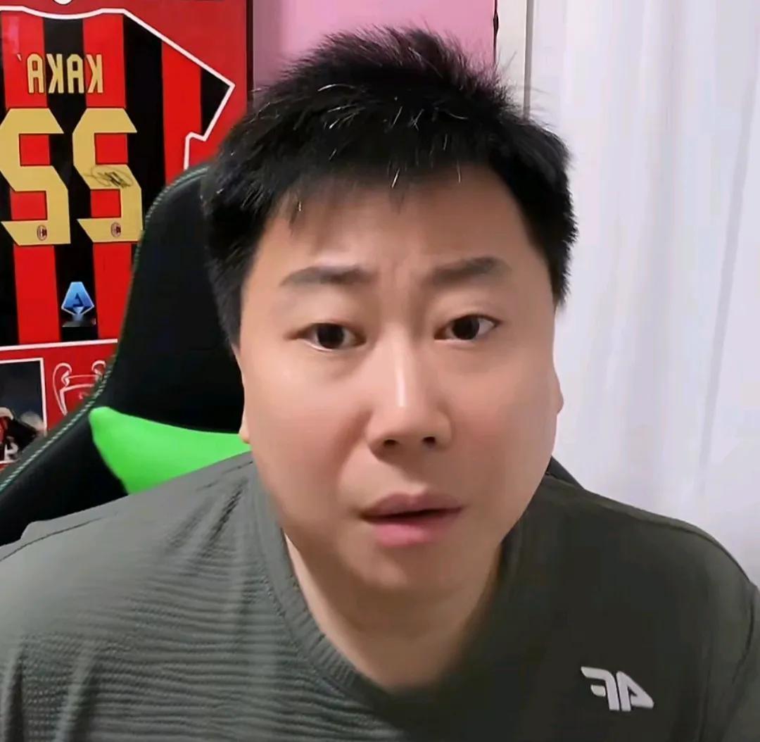 媒体人李宝库看好北京国安队能够在主场赢下上海海港。在周末进行的中超比赛前瞻里，