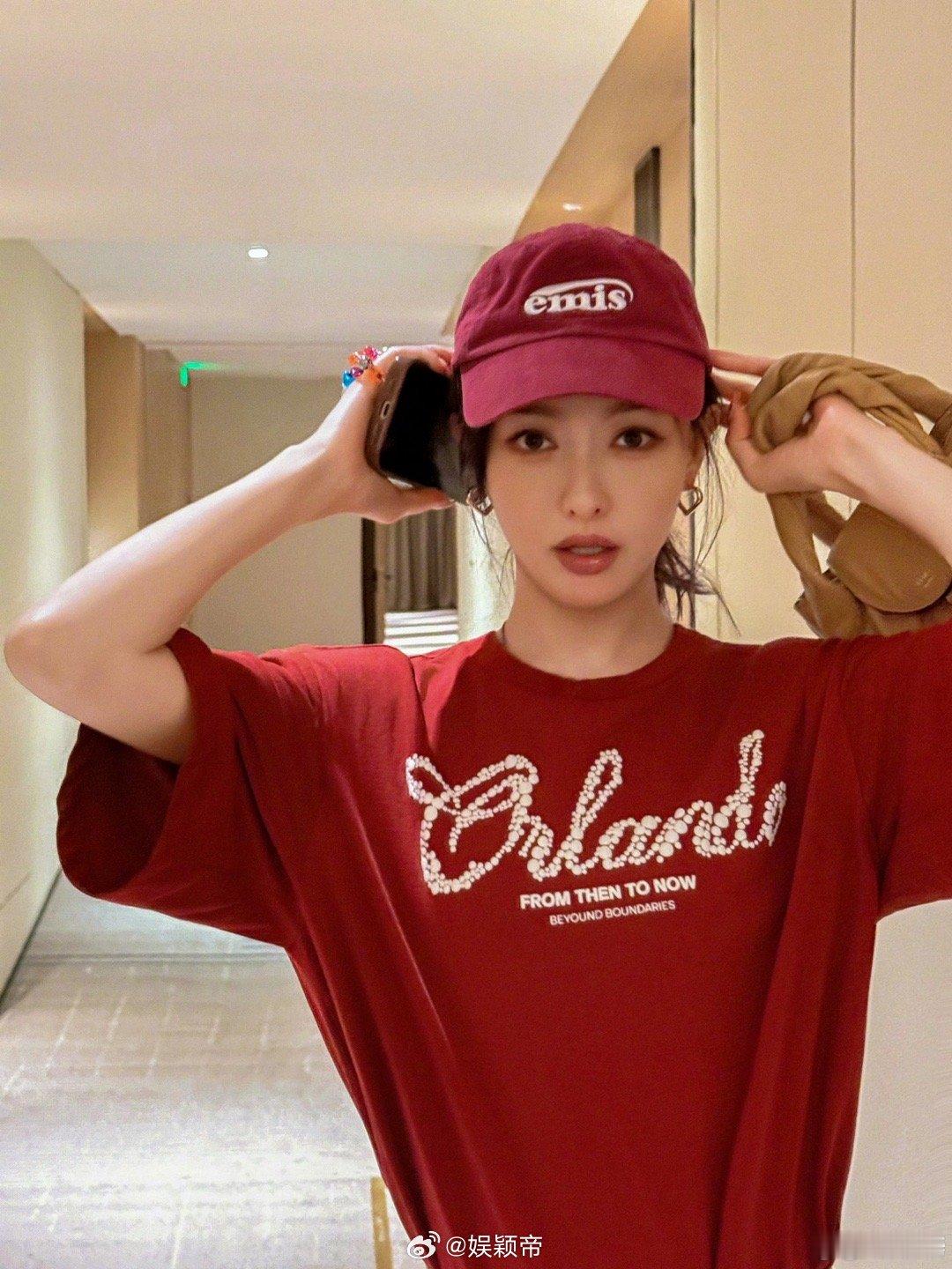 唐嫣被认证婚后越来越美蔡锦昕节目中点赞唐嫣婚姻状态！与罗晋结婚后，唐嫣愈发容光焕