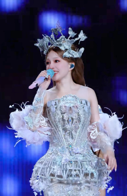 王心凌做梦都没想到她二十年后复出的主要竞争对手居然还是张韶涵