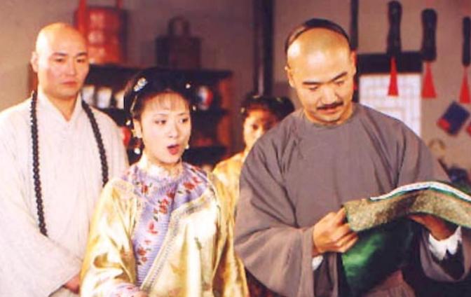 康熙东巡山东，发现一户人家门上对联写着“家有万金不算富，五个儿子是绝户，横批：寡