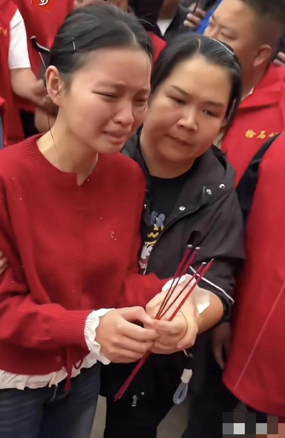 万恶的资本家竟糊弄到神明头上来了！2026正月初二湛江东海岛拾石村年例游神，