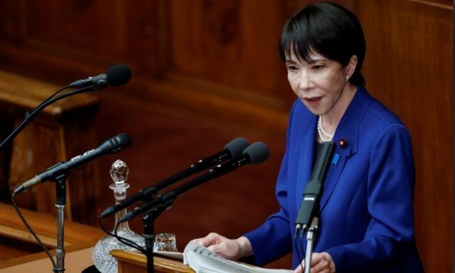 刚结束访美就180度转弯，此前一贯对华强硬的高市早苗，突然公开表态愿与中方对话、