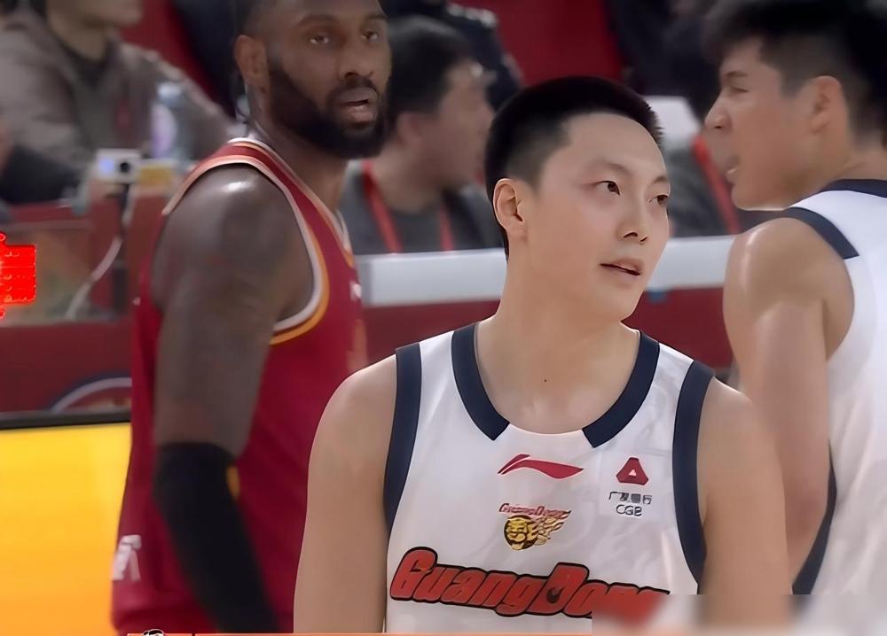 拒绝逆转！广东男篮力克山西，看看谁是功臣。广东男篮三节打花山西一度领先20分，末