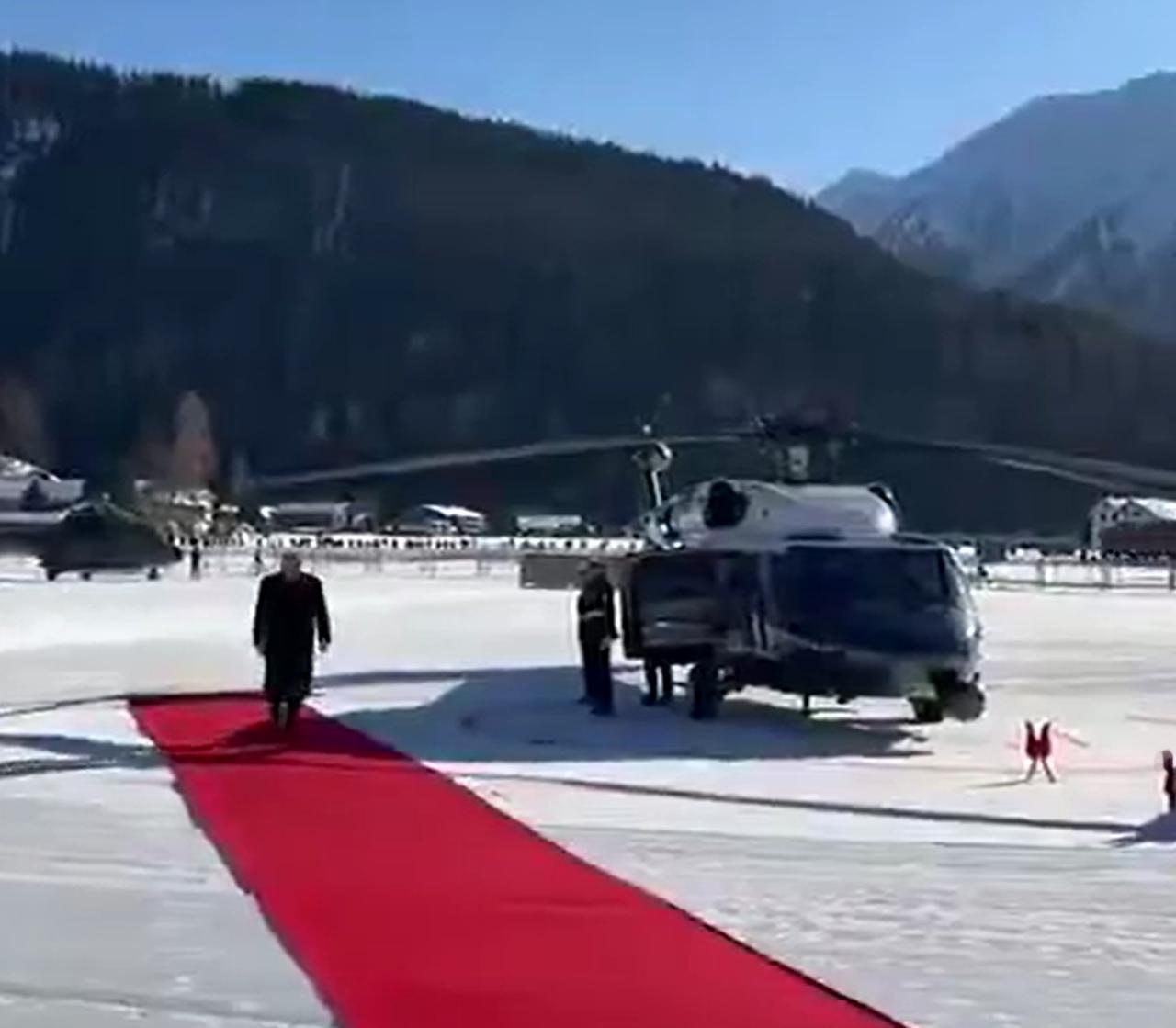 好消息：美国的两架空军一号，都出现故障了。坏消息：空军二号还能飞。好消息：