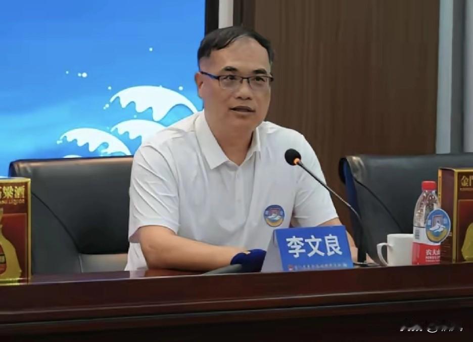 就在刚刚金门县副县长李文良发表声明，4月12日，国台办宣布"10项惠台措施