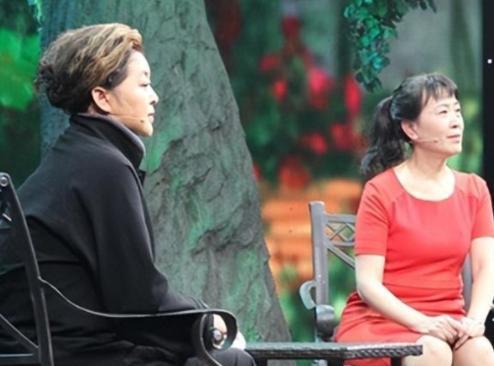 1970年云南地震时，一名老兵徒手救出了14名女兵，45年后，她们得知这位老兵竟