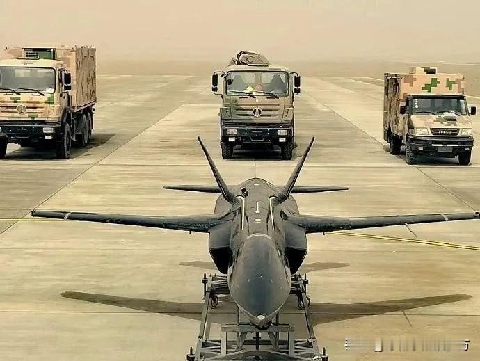 [呲牙笑]有些国家干脆也不用自研什么隐身机了，干脆找咱们批发，买一批隐身靶机回家