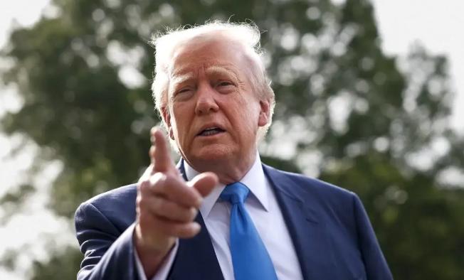 海峡开放后！特朗普连发9条帖文：感谢伊朗，感谢所有人，却唯独骂了“他”4月1