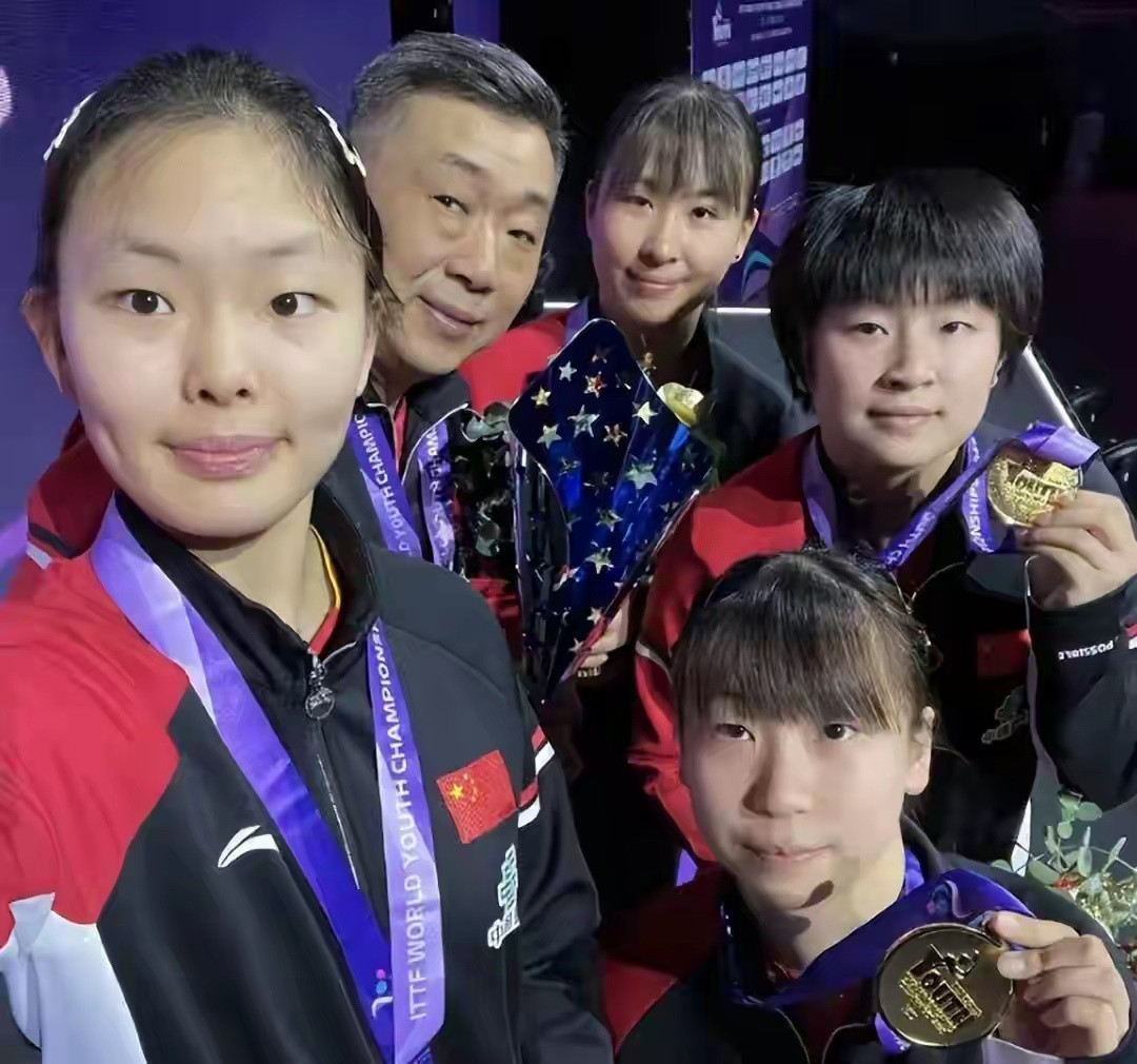 又赢了！19岁国乒黑马绝杀日本后势不可挡高情商发言存大将之风北京时间11月27