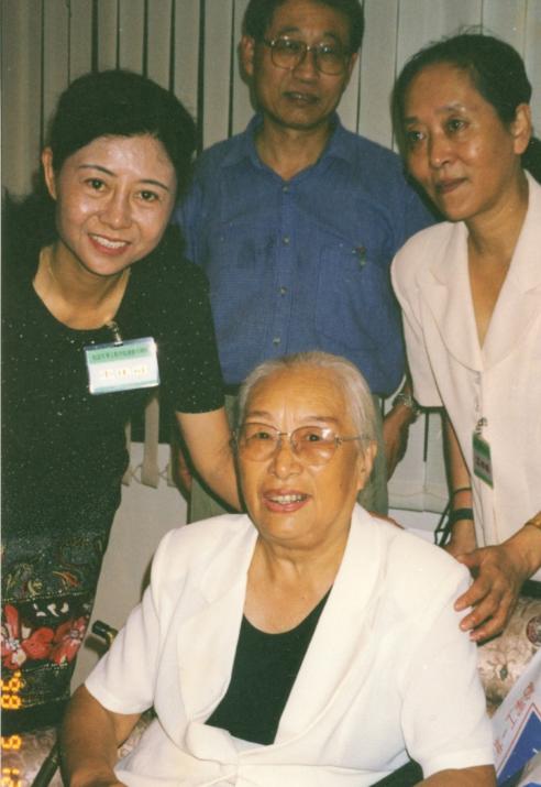 陈赓大将1961年去世，31年后的1992年，74岁的夫人傅涯去台湾