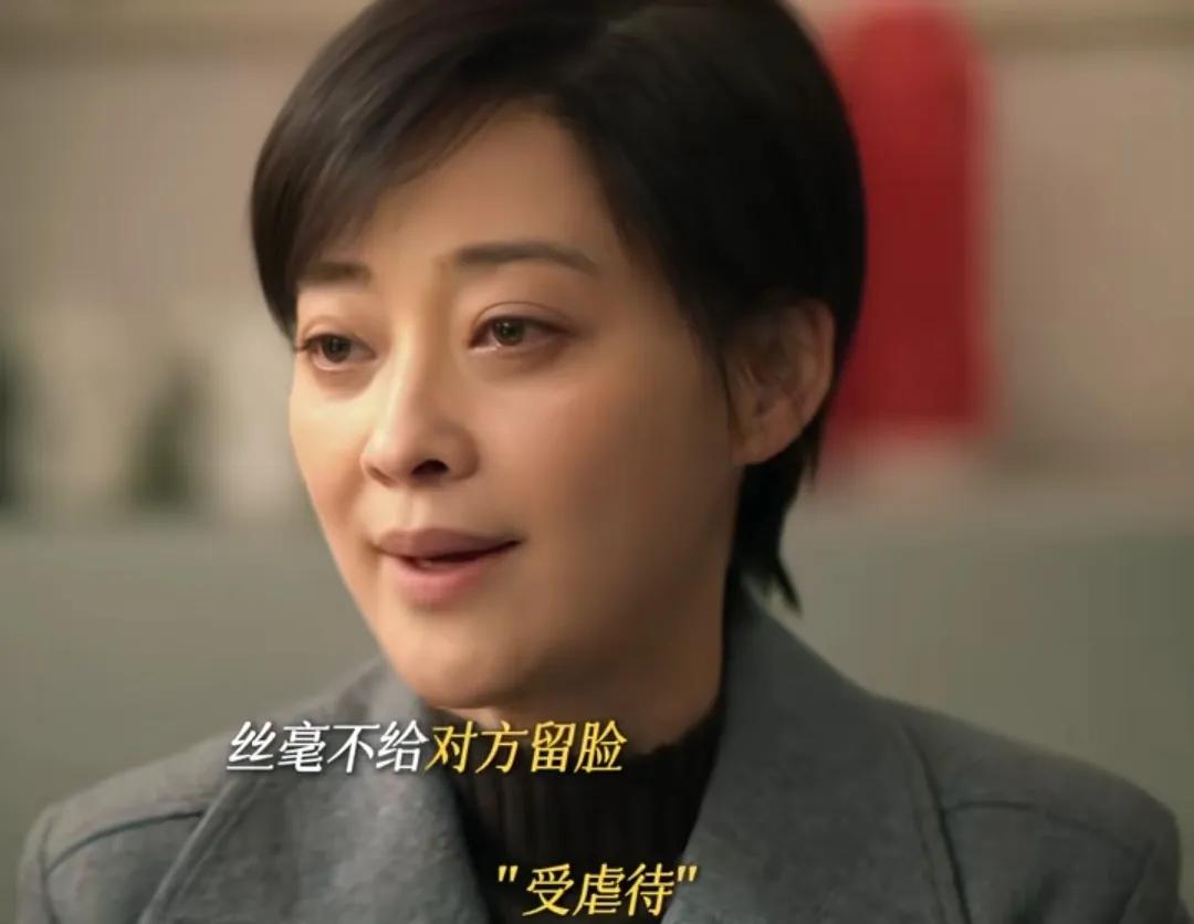 看完《六姊妹》以后，才明白何家丽为这个家付出了太多了！何家丽的妹夫生病不在了