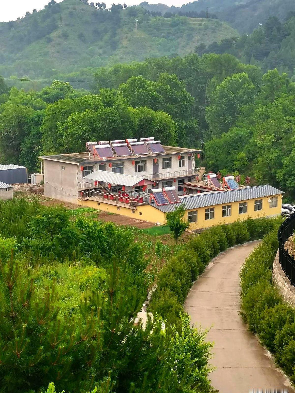 有个中医朋友跟我唠嗑，说现在不少毛病都是“高层病”，比如神经衰弱、失眠、焦虑、肠