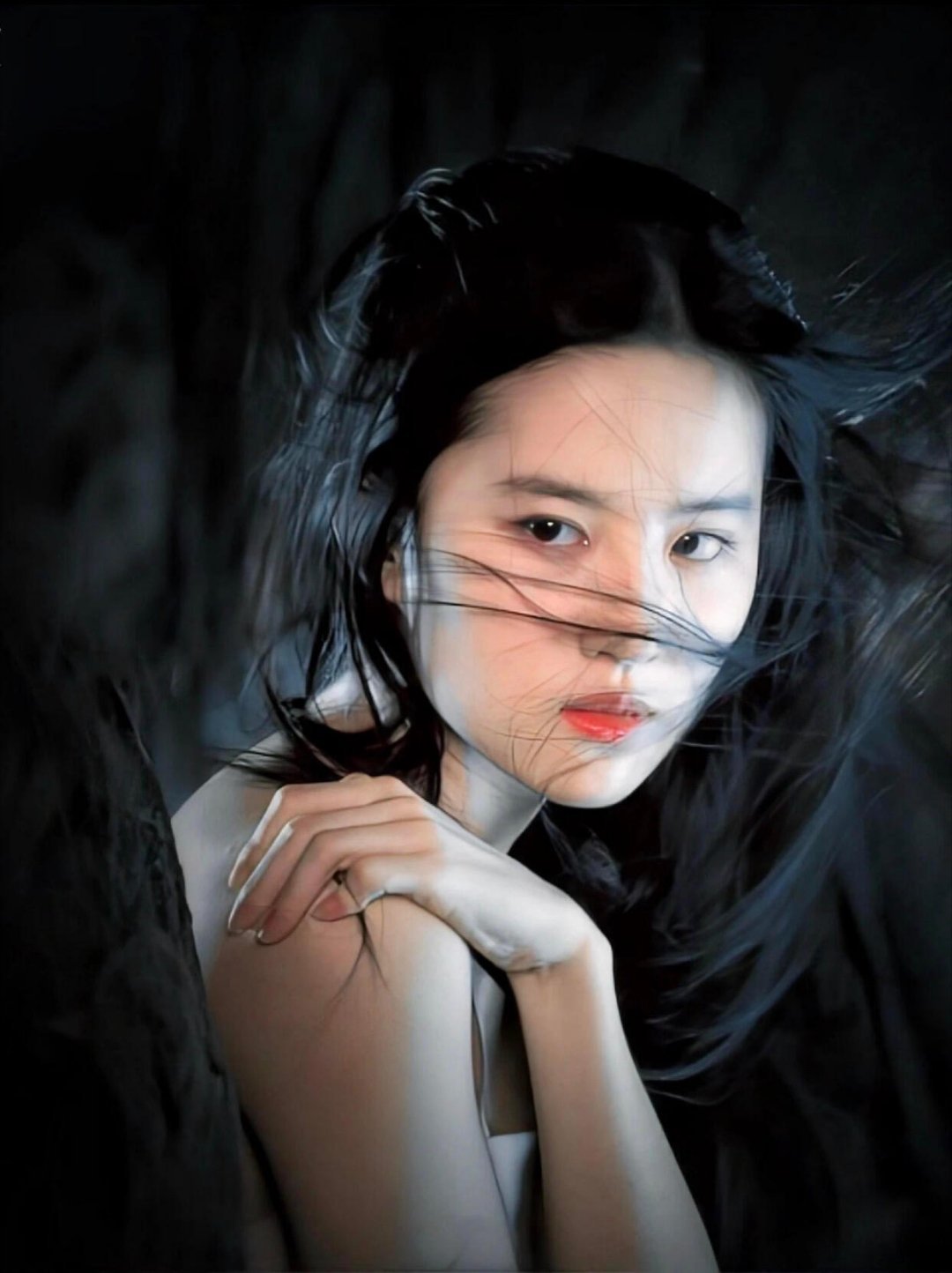 刘亦菲是怎么拍出这么仙的图的？