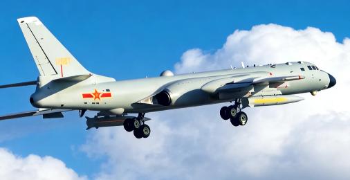 小马科斯又失算了，他本以为把美国老爹那几艘破旧军舰拉到南海搞联合演习给自己撑撑腰