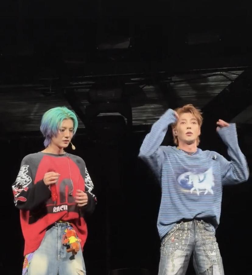 鹿晗厦门演唱会简直太疯狂！8月1日、3日在厦门奥体中心凤凰体育馆开唱，每场1.
