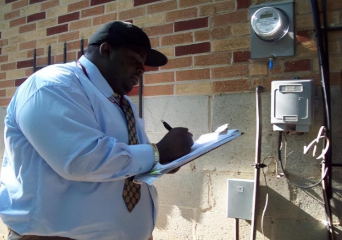 美国数据中心密集区电价暴涨267%，居民要“平摊”AI耗电账单！我说实话，这是多