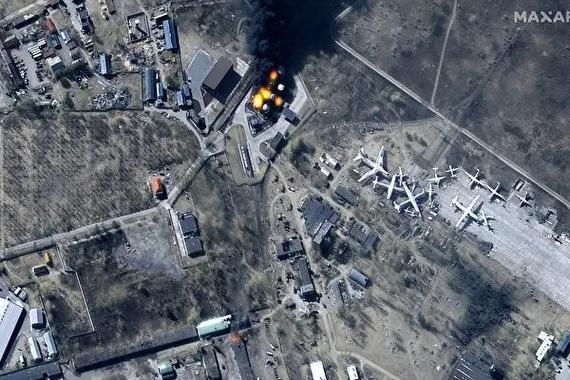 基辅近郊的命运对决：安东诺夫机场争夺战与现代战争的范式转折2022年2月2