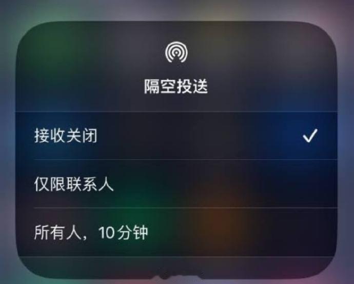 安卓党跟iPhone传文件，终于不用再"曲线救国"了。6月3日，谷歌一纸官宣