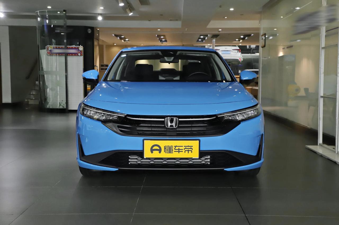 我认为本田型格作为家用是不错的，日常开着很平顺，加速时还有一定的爆发力，虽然谈不