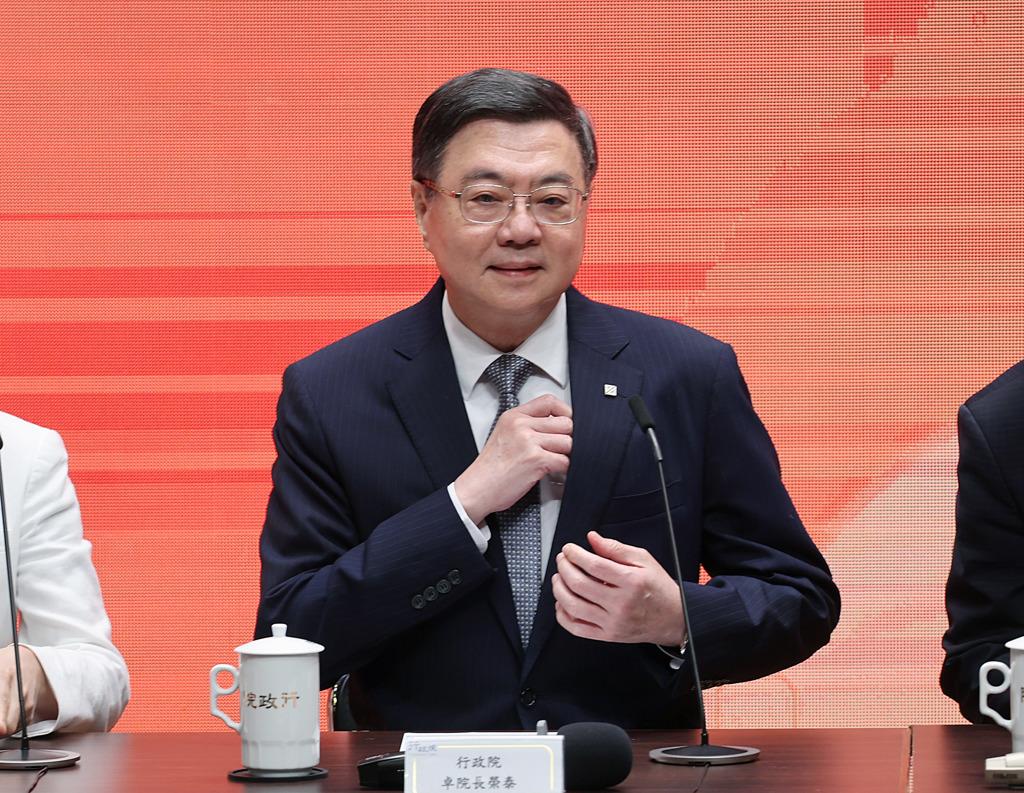 发放1万掀绿营风暴！全民正密切关注政府发放1万元现金的相关事宜，近日，玄奘大学教