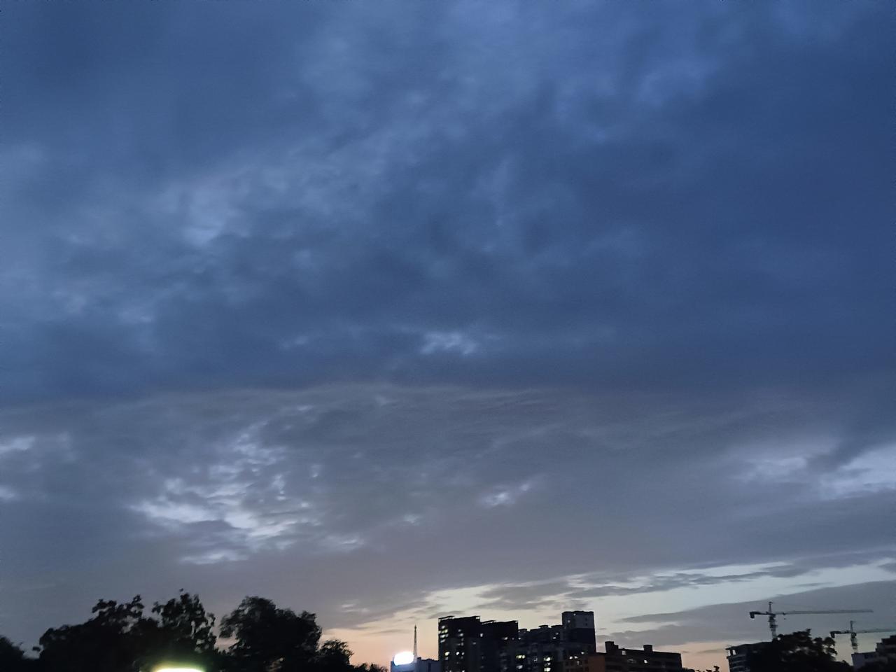 红楼梦：一纸护官符究竟让贾雨村看到了什么？1、对于惹不起的，主动示好。一