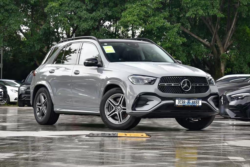 买二手奔驰GLE？真实行情与填坑指南最近很多老铁在问：网上说15万就能开百万级