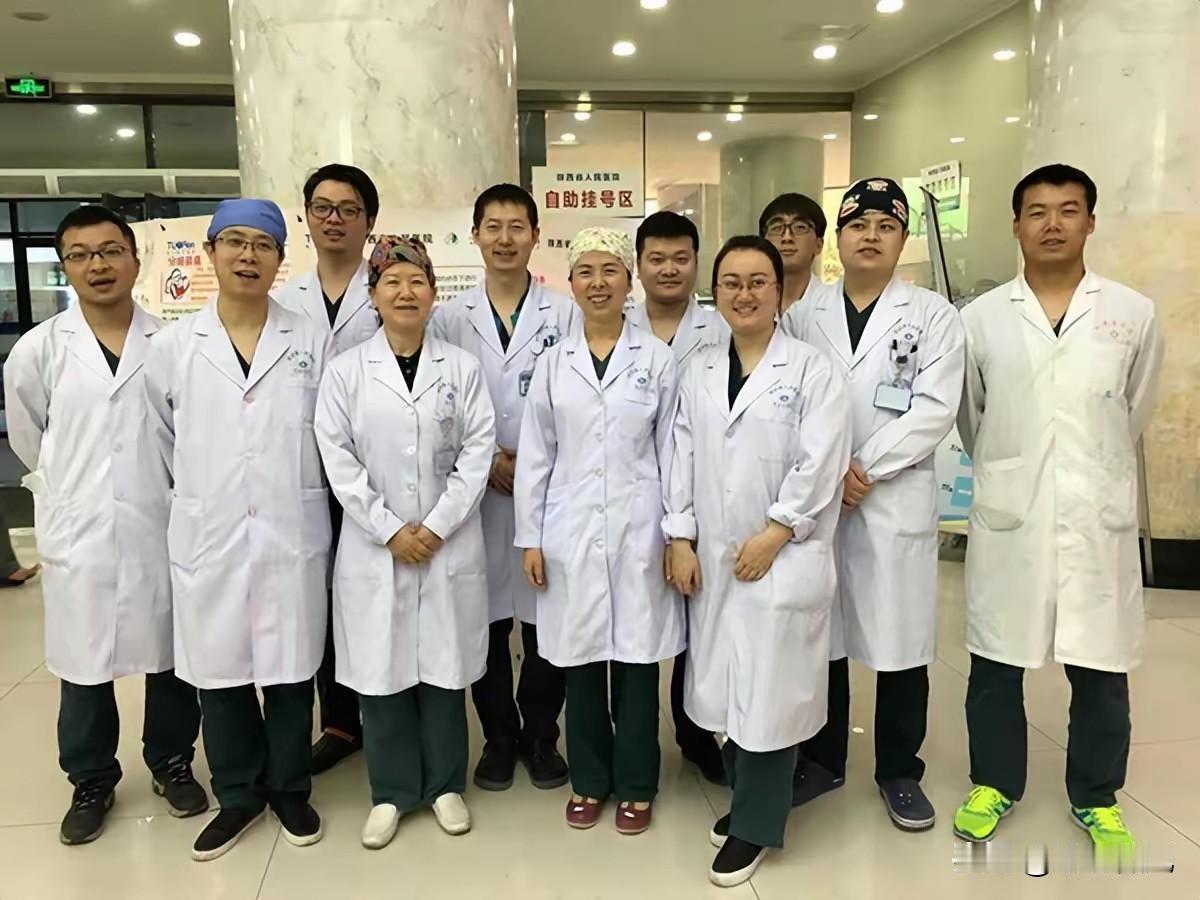 铁饭碗碎一地！县医院月薪三千医生，竟比公务员教师先失业？在很多人的固有认知