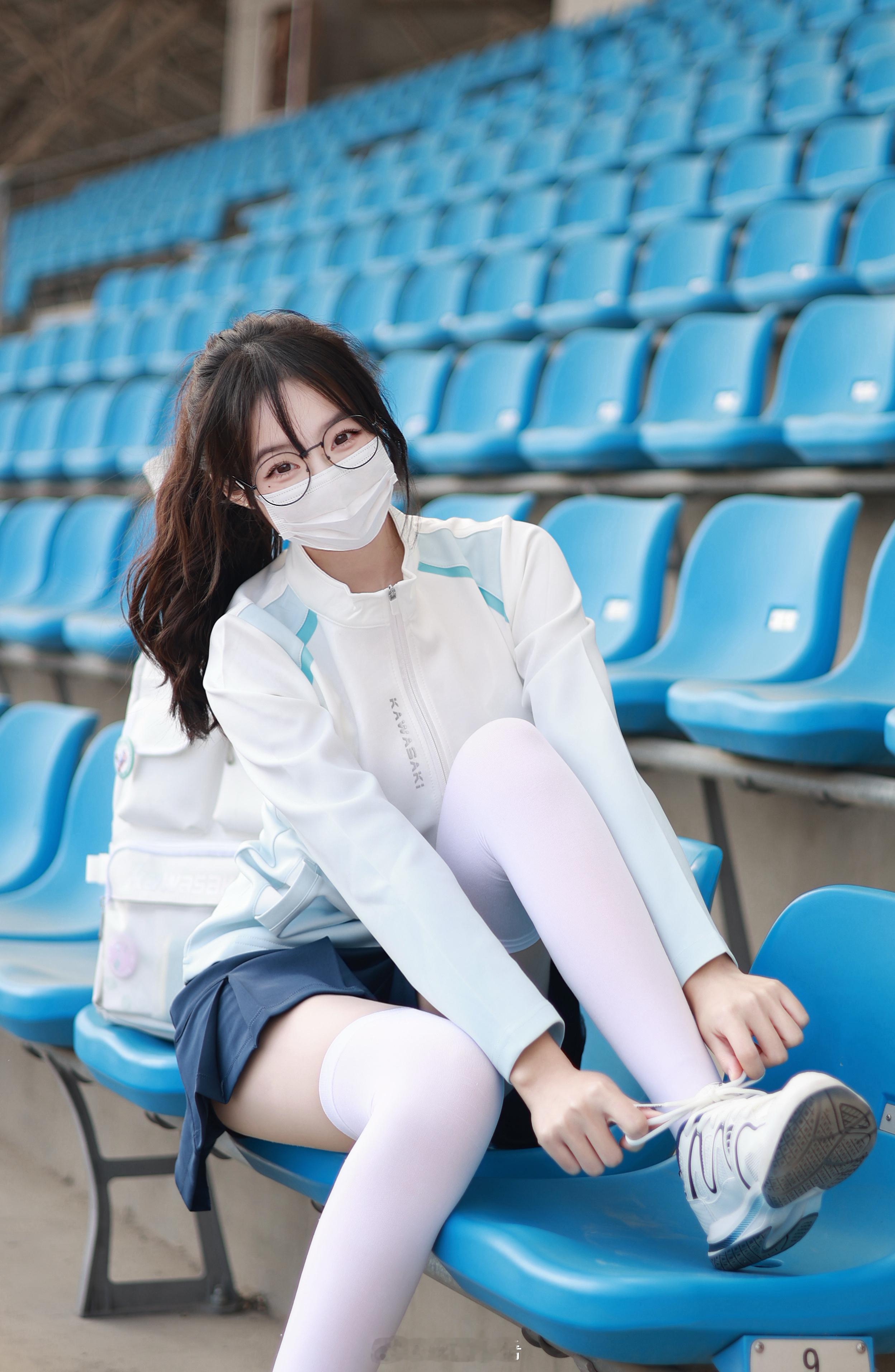 放学后🏸一起去打羽毛球吧