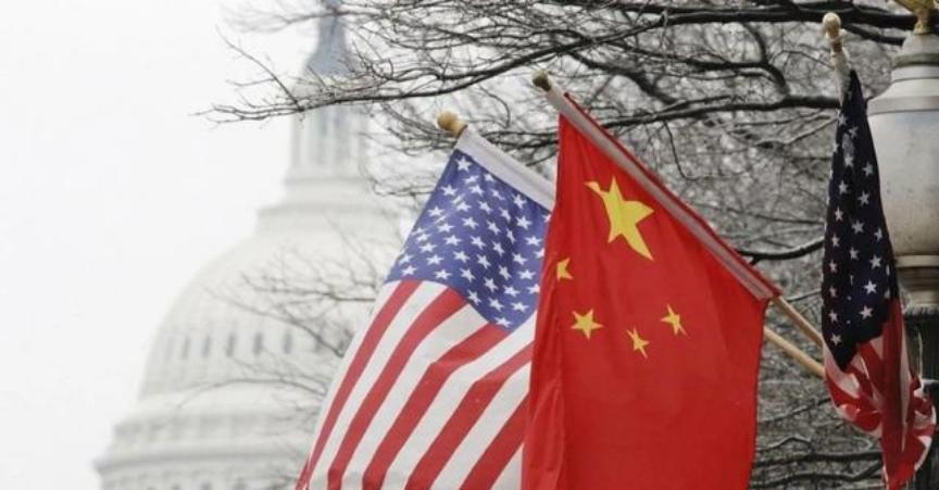 台名嘴：中美军舰在澳大利亚海域大打电子战，美军多架无人机被干扰落海，解放军大获全