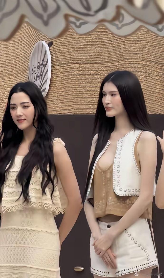 娜然和何穗两位大美女同框，身高竟然相差无几。