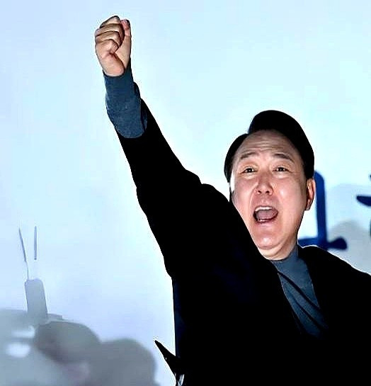 尹锡悦退出党派真是世态炎凉你敢信吗？韩国前总统尹锡悦竟