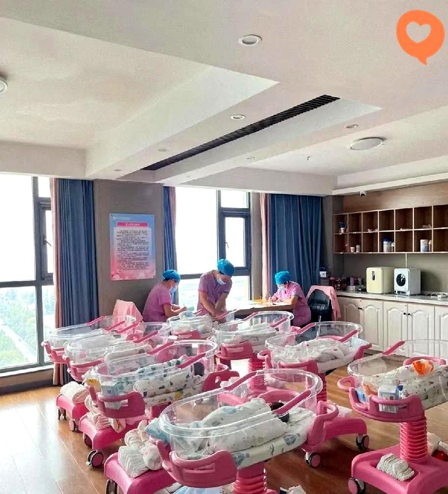 快生了还非要婆家掏3万去月子中心，这事一出来，真是让人两头都为难。婆家在农村，