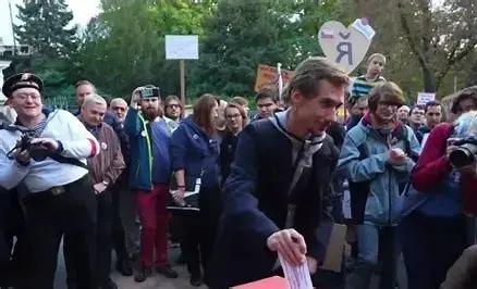 是真的吗？俄加里宁格勒民众闹独立？改回原名“柯尼斯堡”，成立“波罗的海共和国。