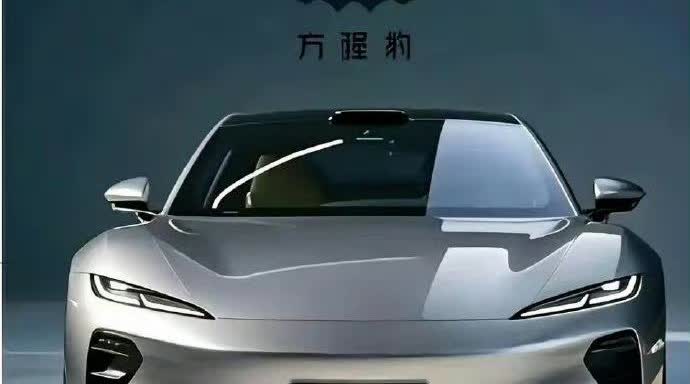 方程豹确实有轿车之前熊田波接受采访时候也说了四季度亮相嘛，大概率叫方程。