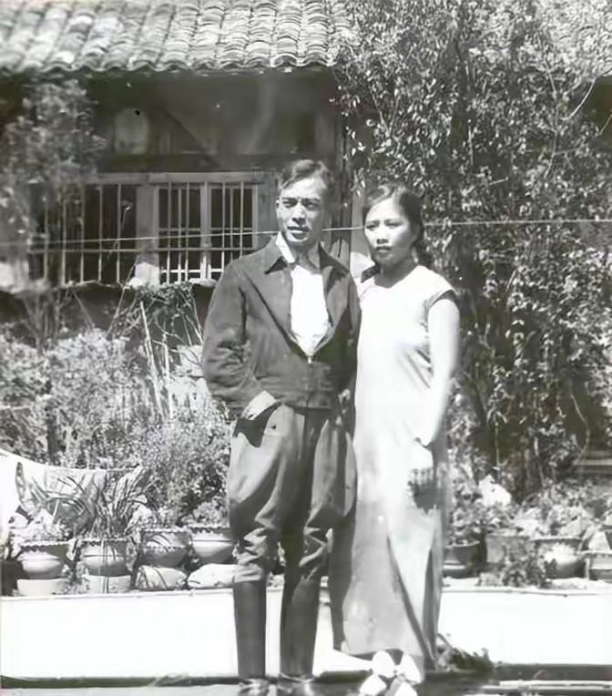 1938年，周总理安排一名女特工打入国民党高层，没想到这名女特工竟嫁给了蒋介石的