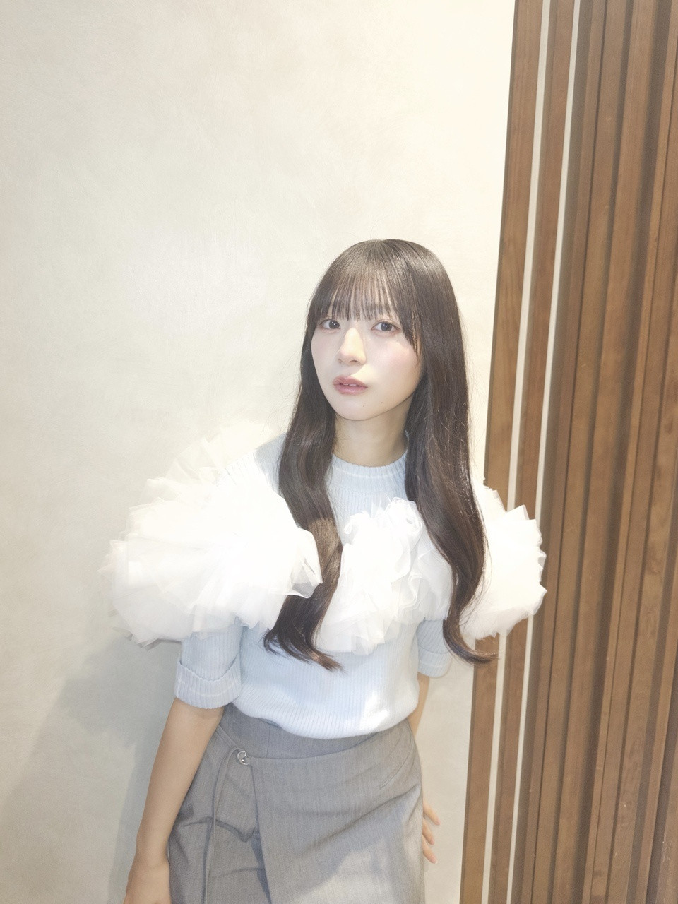 宮地すみれ「只今絶賛脳内会議中。考え事や悩み事で頭の中がざわざわしているのを打ち
