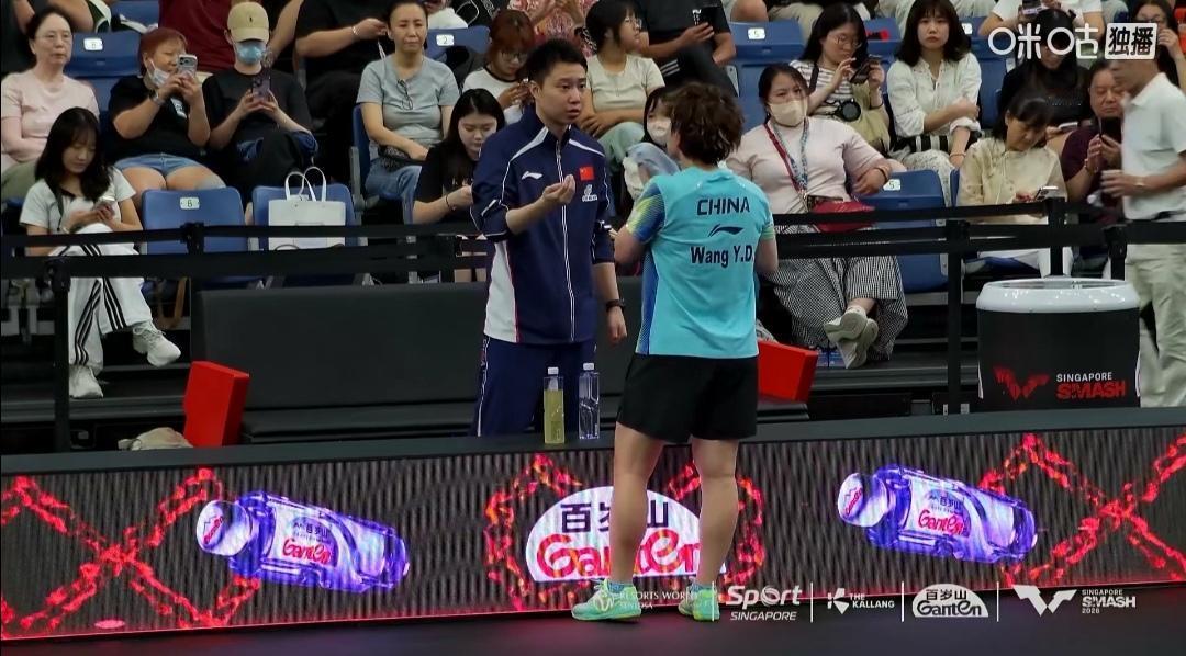 恭喜大迪、同同双双晋级女单八强！今晚新加坡大满贯赛1/8决赛，还有两场中日