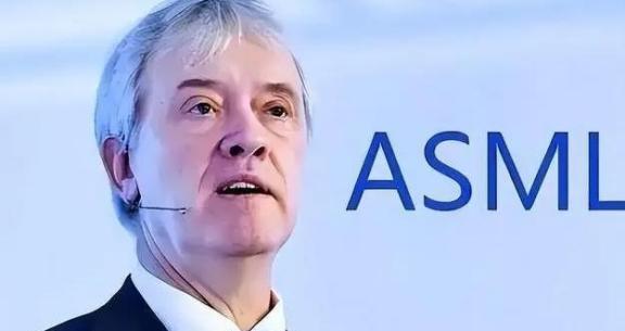 🌙美国：绝不允许把使用美国技术的光刻机，卖给中国！中国：绝不允许把使用中国稀土