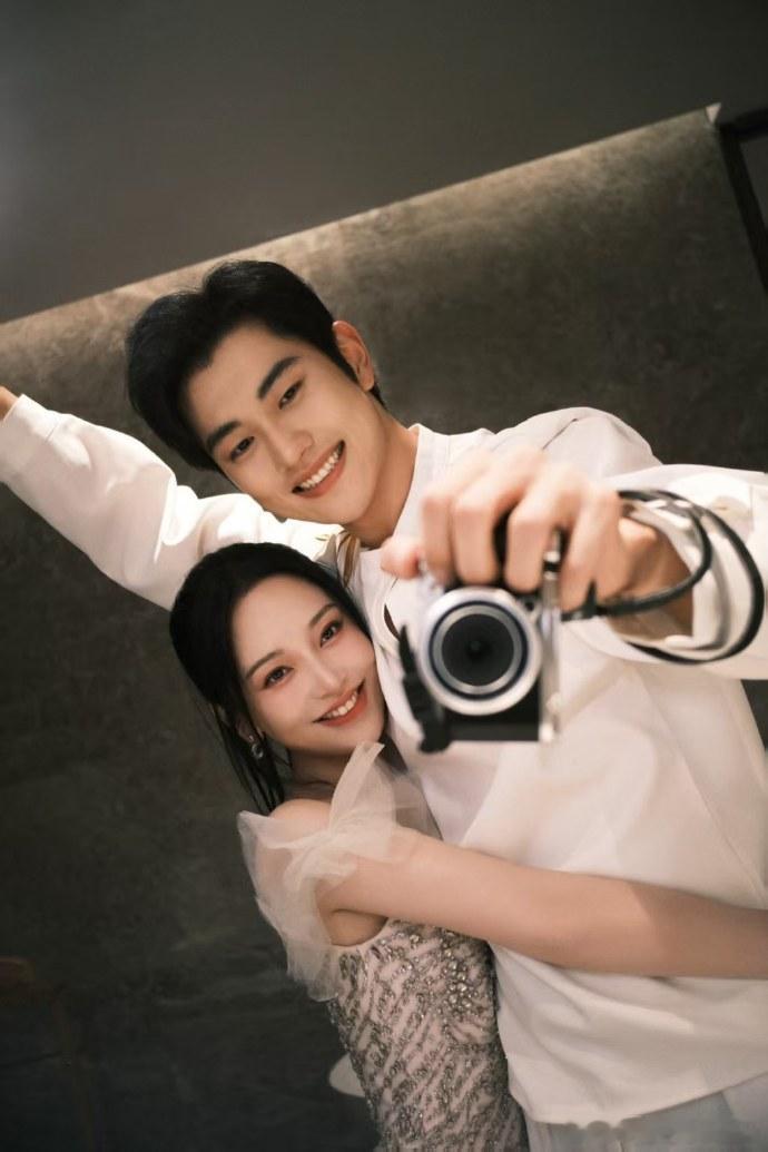 金莎冰岛求婚封神！19岁年龄差从群嘲到全网祝福，爱从无关年纪金莎孙丞潇官宣冰岛