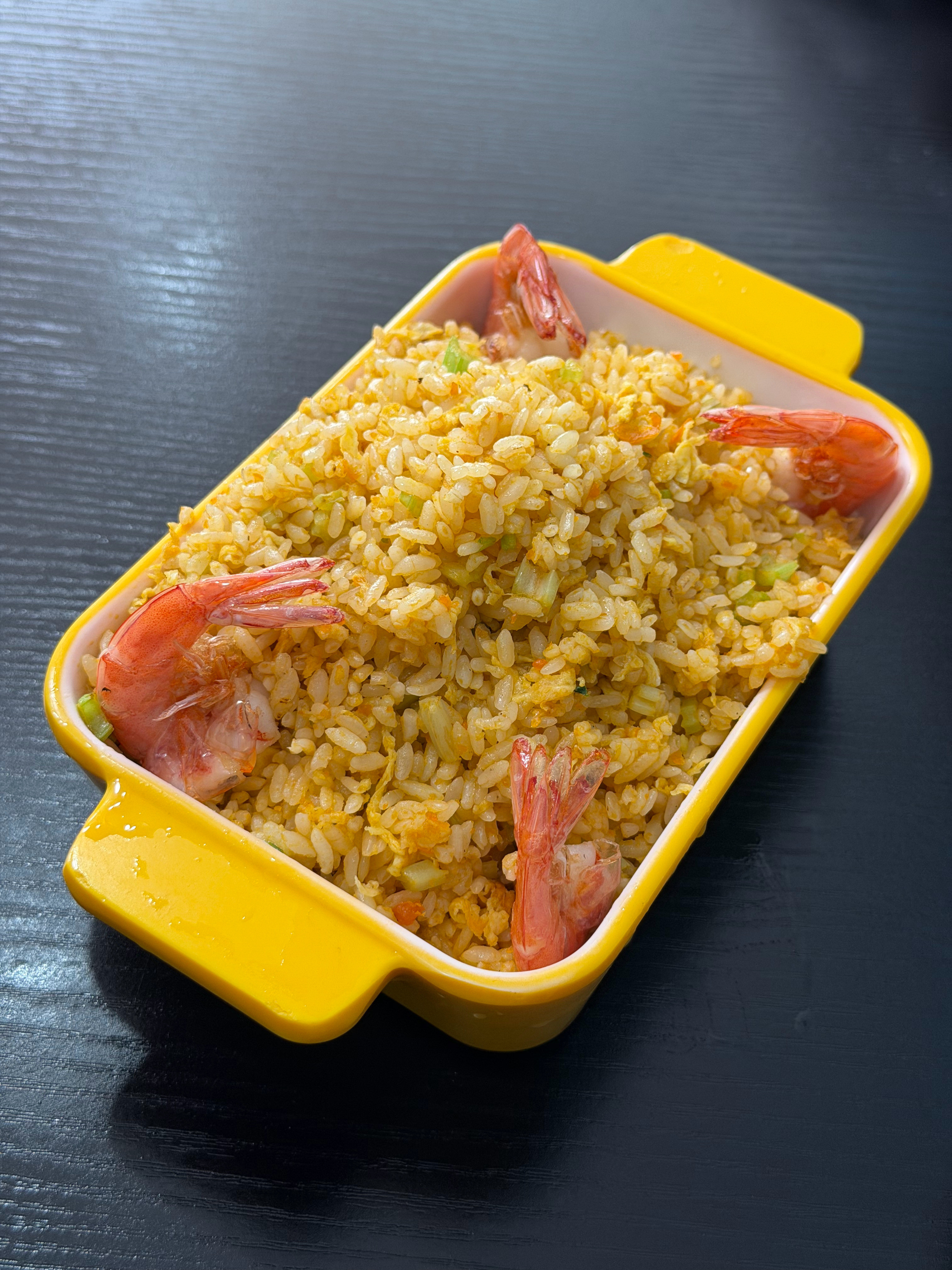 今天和“不吃香菜”来无锡吃饭，小巷子里的川菜还蛮好吃的，就是最后点的拌腰片有点太