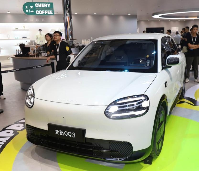 全新QQ3亮相！优点缺点全说实话，不吹不黑2月6号，奇瑞全新QQ3不是正式亮相