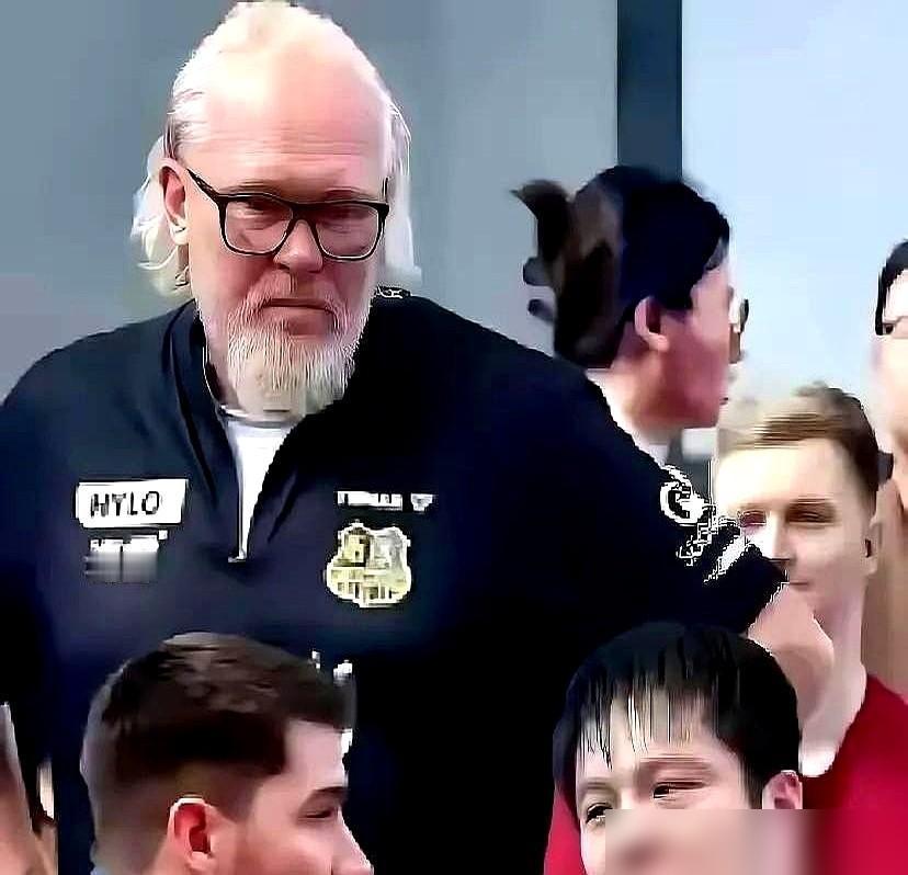 德国人签下樊振东，第一句话差点把人气死：我们签你，不是为了让你赢。你说气不气人？