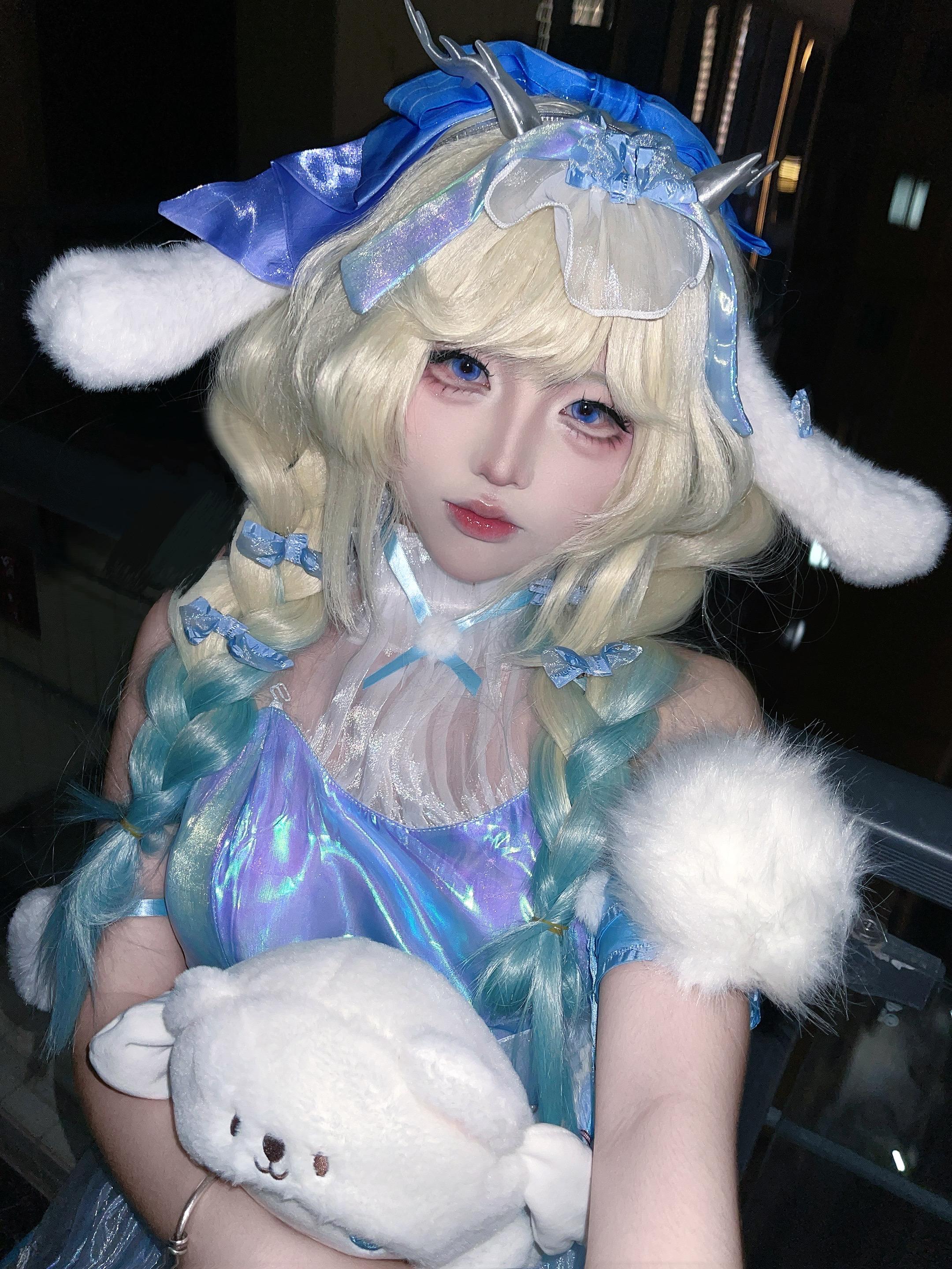 瑶大耳狗之梦cos.野王哥哥给瑶瑶野个蓝好不好🥺