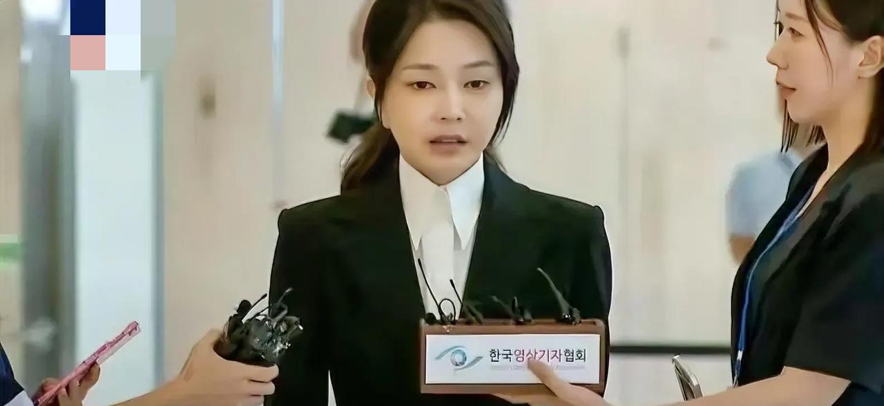 真是想不到韩国总统尹锡悦的夫人金建希的行为结果和尹锡悦如出一辙，金建希所犯下的罪