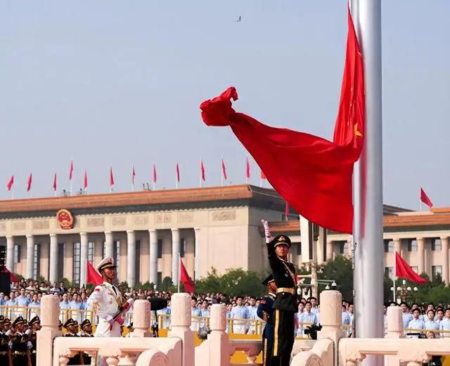 美国的“斩杀线”，十年前就有人说了，没人相信，今天美国用事实告诉世界其真实存在。