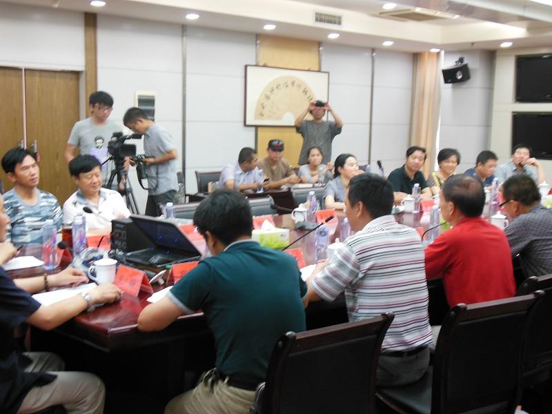 【老吴有话说】看懂人性，守好自己，活得通透自在跟大家说句实在话，很多人